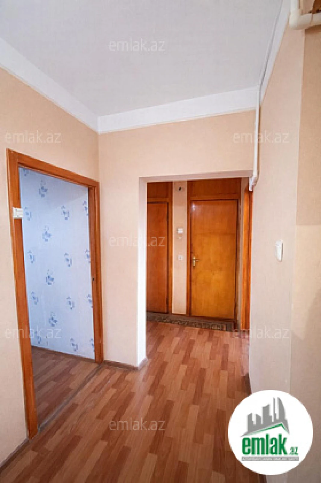 Satılır 5 otaqlı köhnə tikili 110 m²