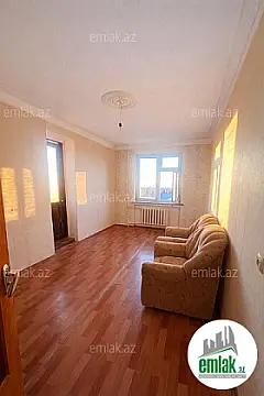 Satılır 5 otaqlı köhnə tikili 110 m²