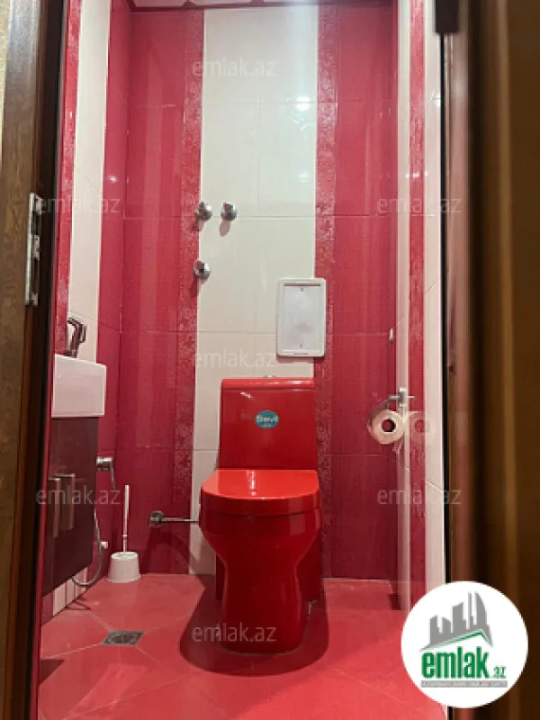 Satılır 3 otaqlı yeni tikili 100 m²