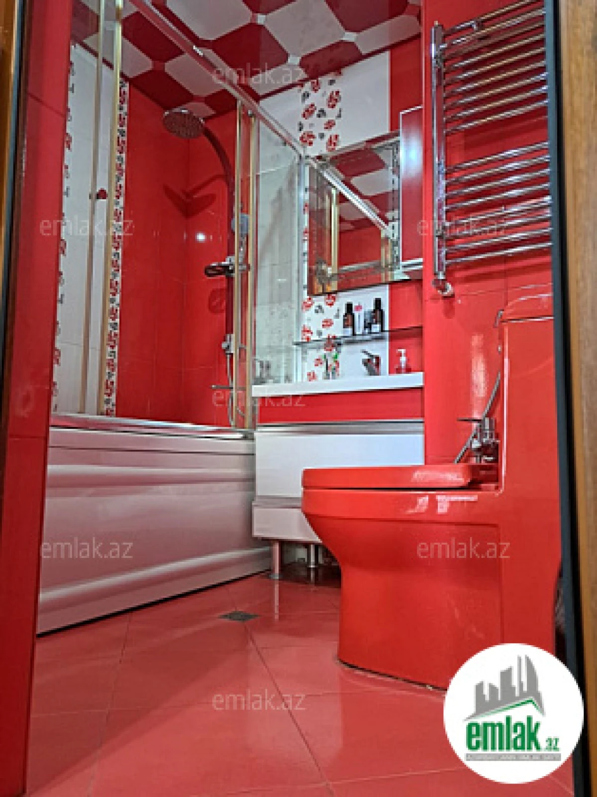 Satılır 3 otaqlı yeni tikili 100 m²