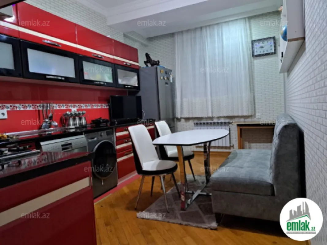 Satılır 3 otaqlı yeni tikili 100 m²