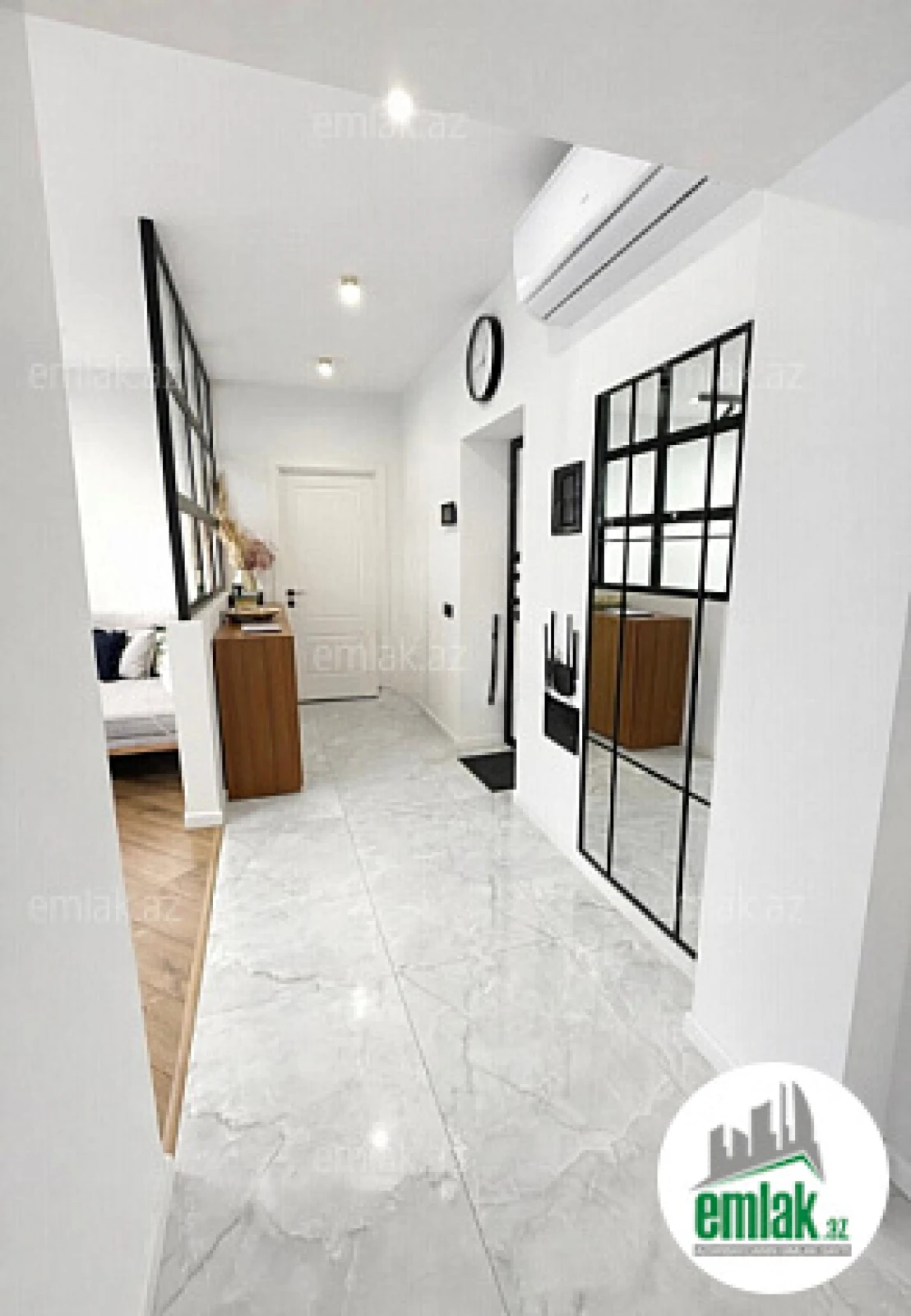 Satılır 2 otaqlı yeni tikili 95 m²