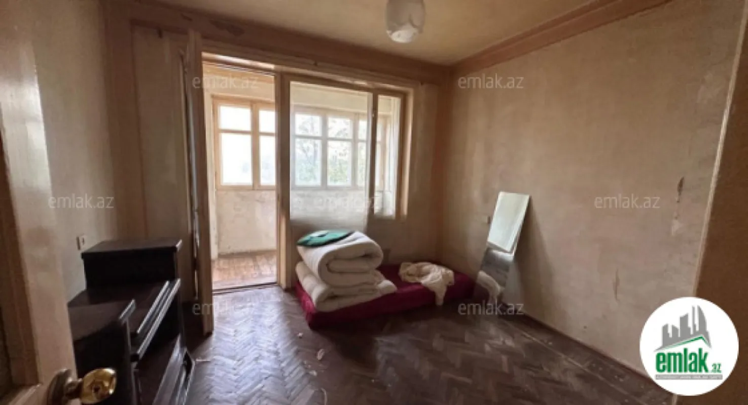 Satılır 4 otaqlı yeni tikili 120 m²