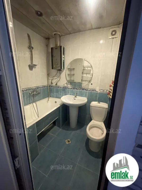 Satılır 2 otaqlı köhnə tikili 55 m²