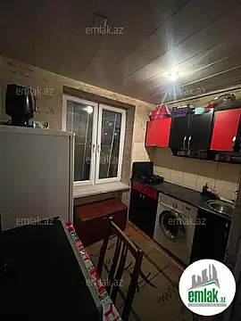Satılır 2 otaqlı köhnə tikili 55 m²