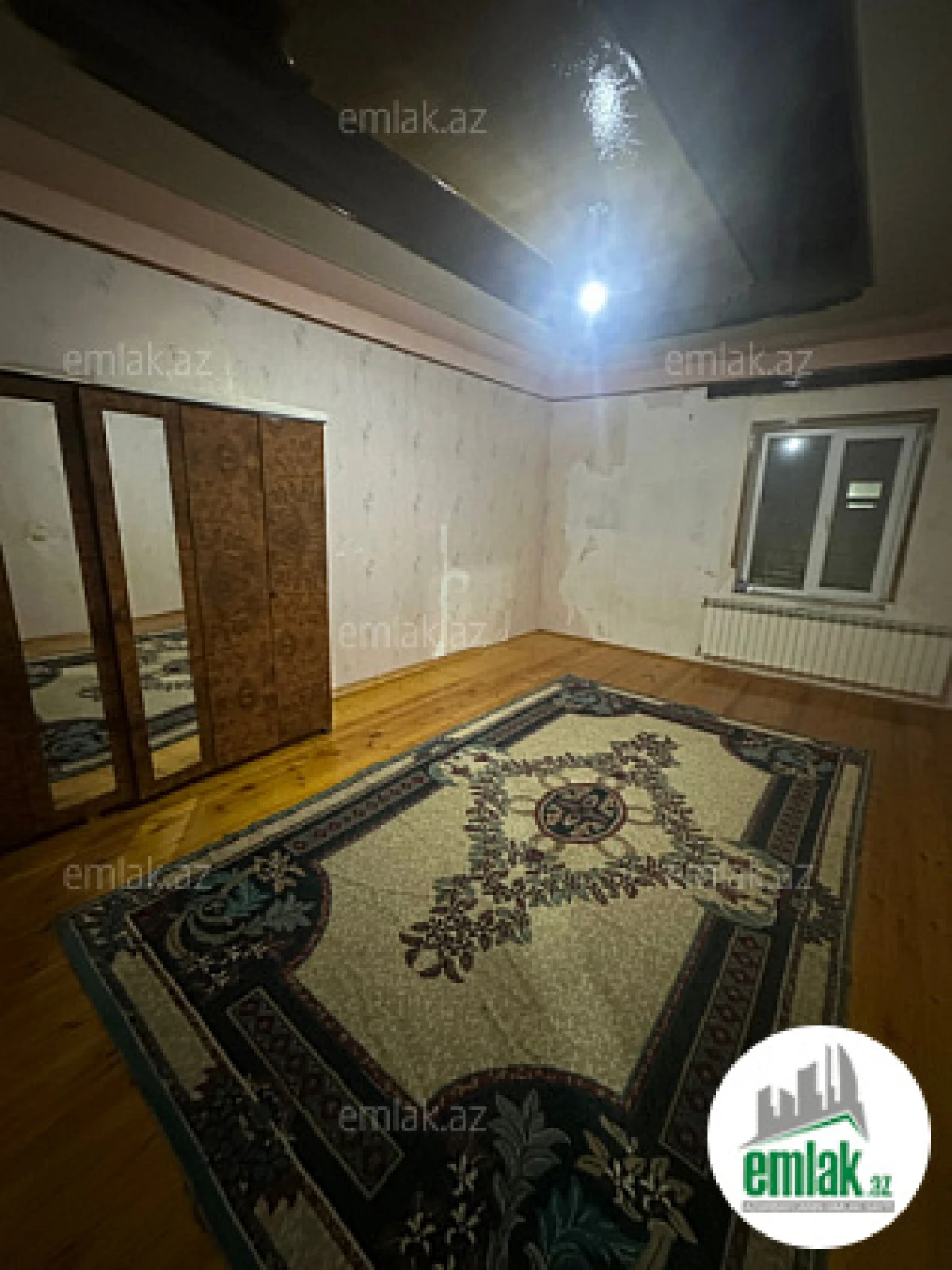 Satılır 5 otaqlı həyət evi 150 m²