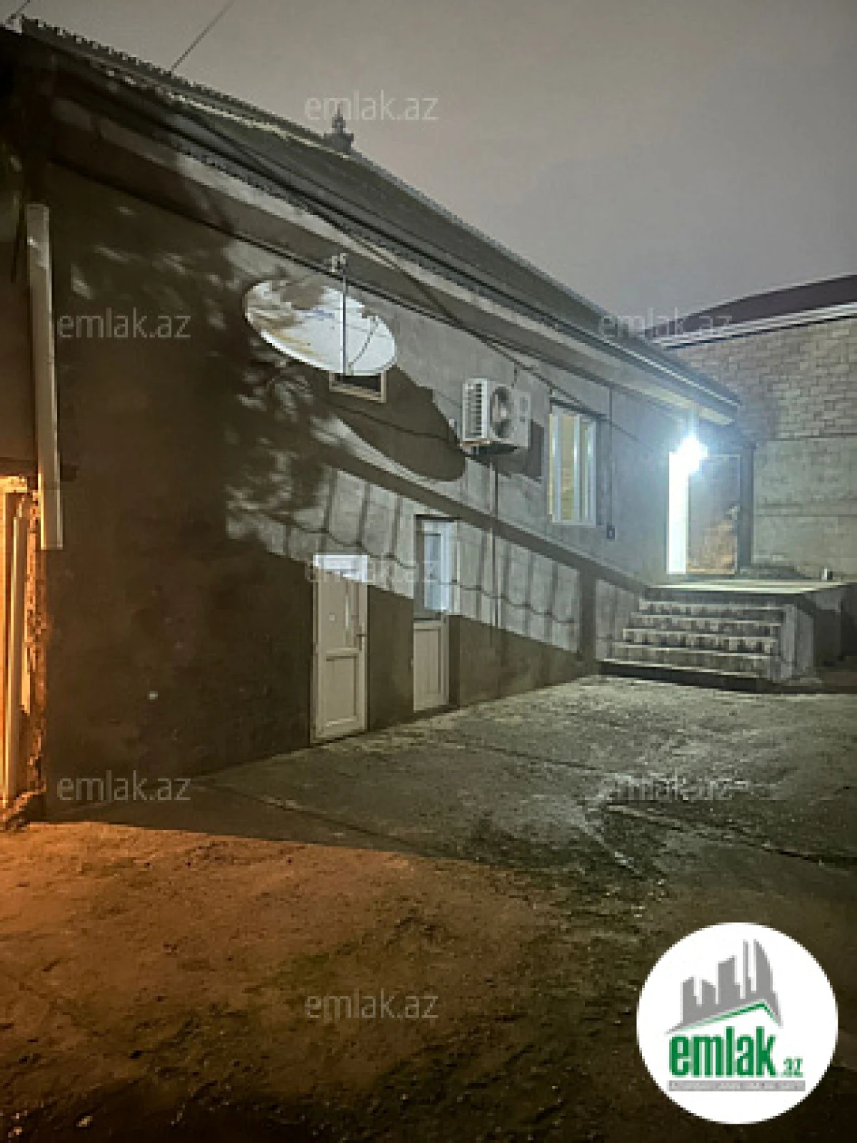 Satılır 5 otaqlı həyət evi 150 m²