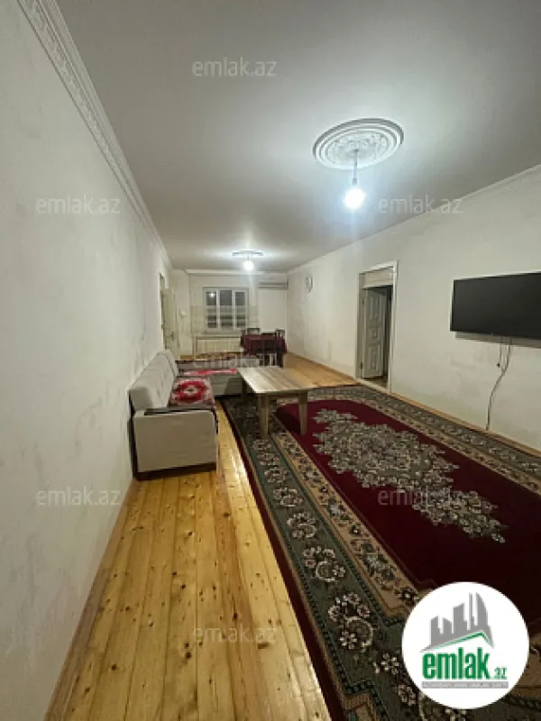 Satılır 5 otaqlı həyət evi 150 m²