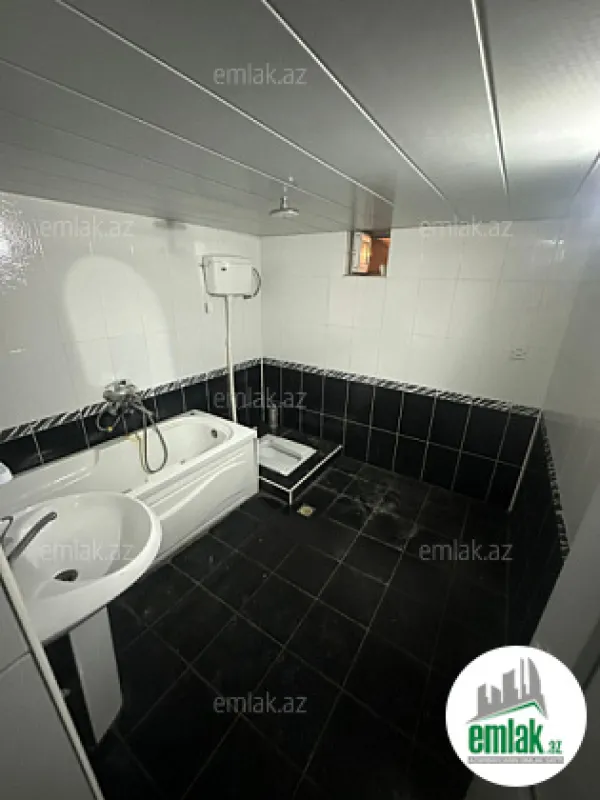 Satılır 5 otaqlı həyət evi 150 m²