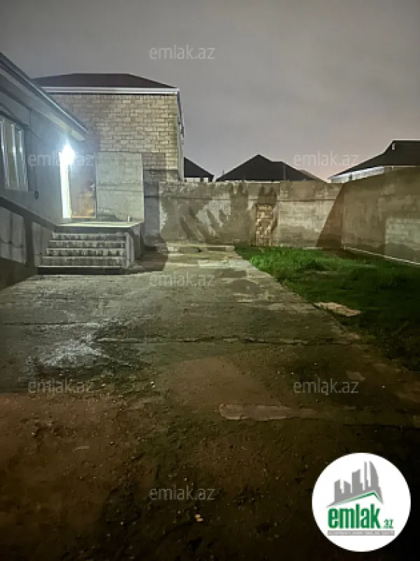 Satılır 5 otaqlı həyət evi 150 m²