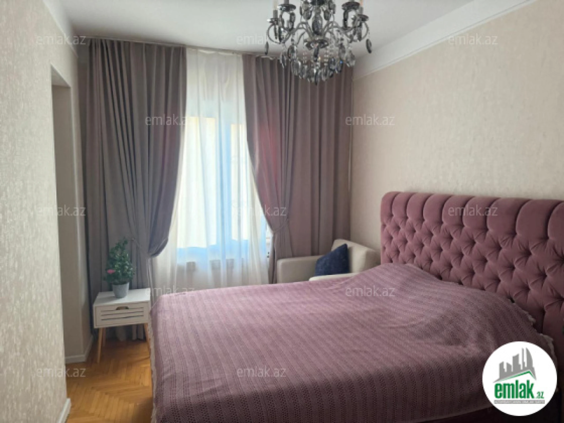 Satılır 3 otaqlı köhnə tikili 72 m²