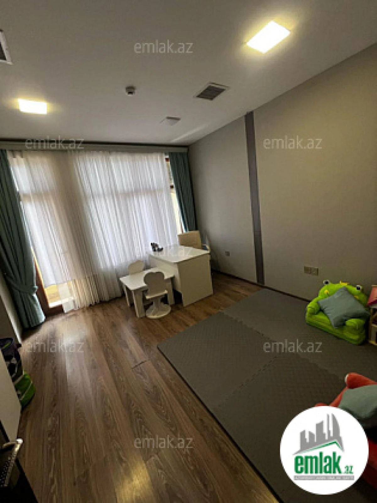 Satılır 35 otaqlı obyekt 1100 m²