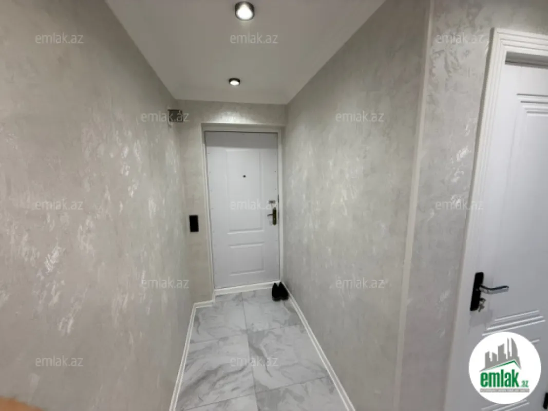 Satılır 2 otaqlı köhnə tikili 55 m²