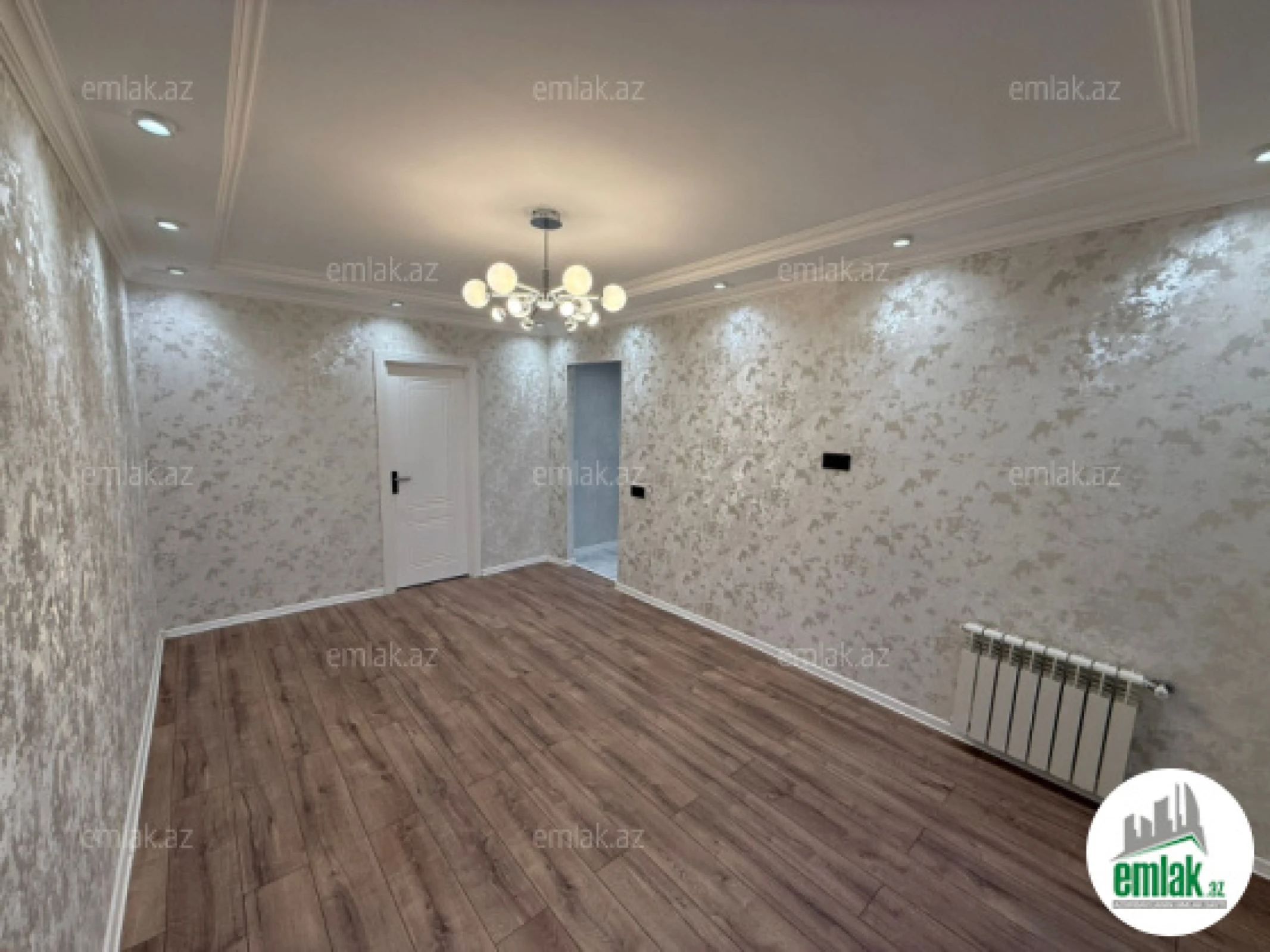 Satılır 2 otaqlı köhnə tikili 55 m²