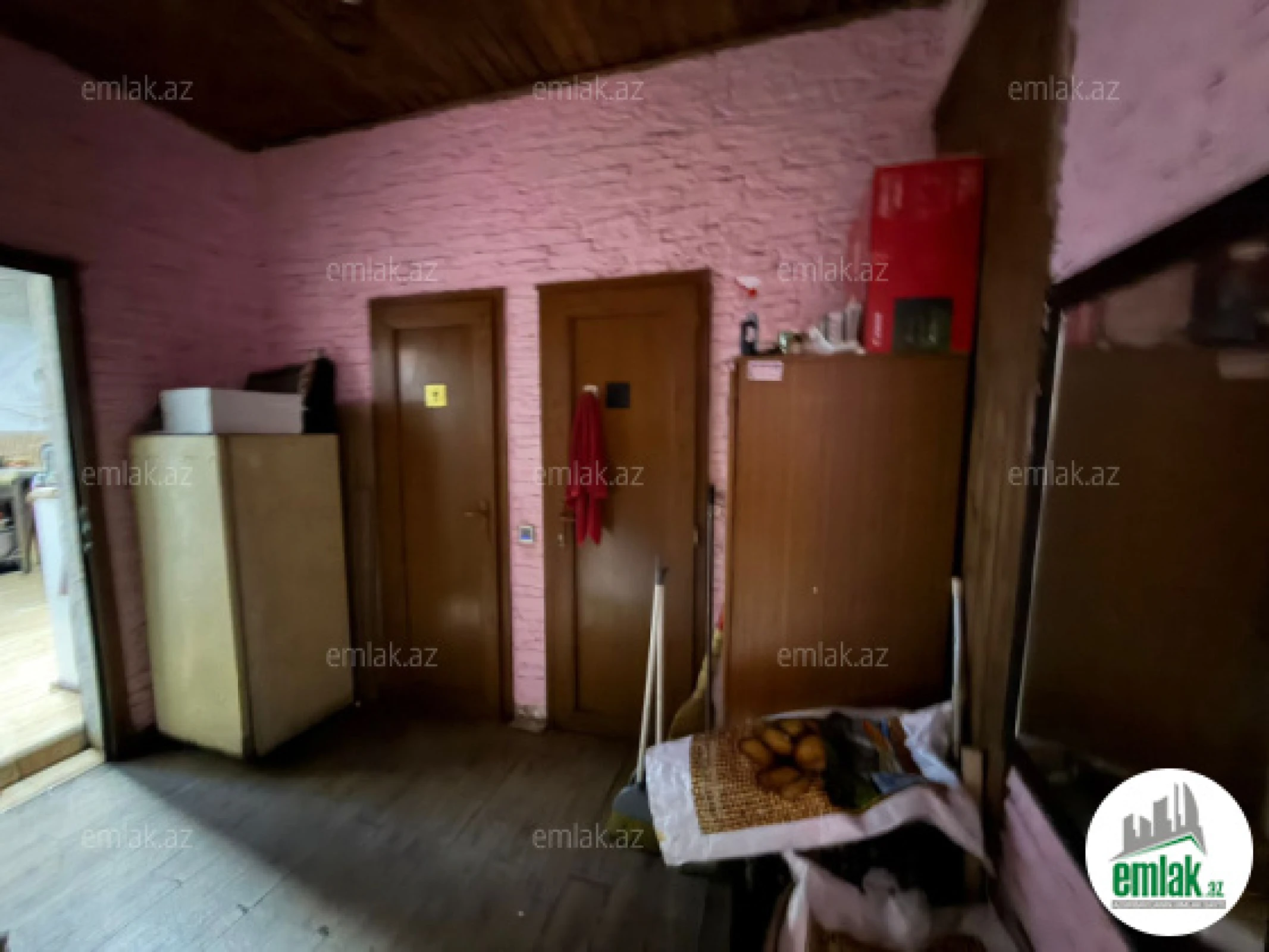 Satılır 3 otaqlı köhnə tikili 115 m²