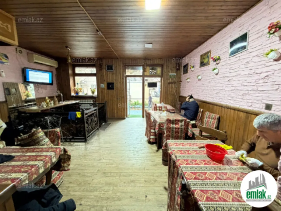 Satılır 3 otaqlı köhnə tikili 115 m²