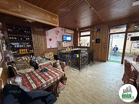 Satılır 3 otaqlı köhnə tikili 115 m²