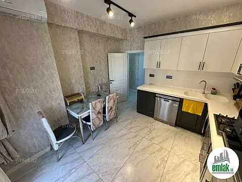 Satılır 2 otaqlı yeni tikili 95 m²
