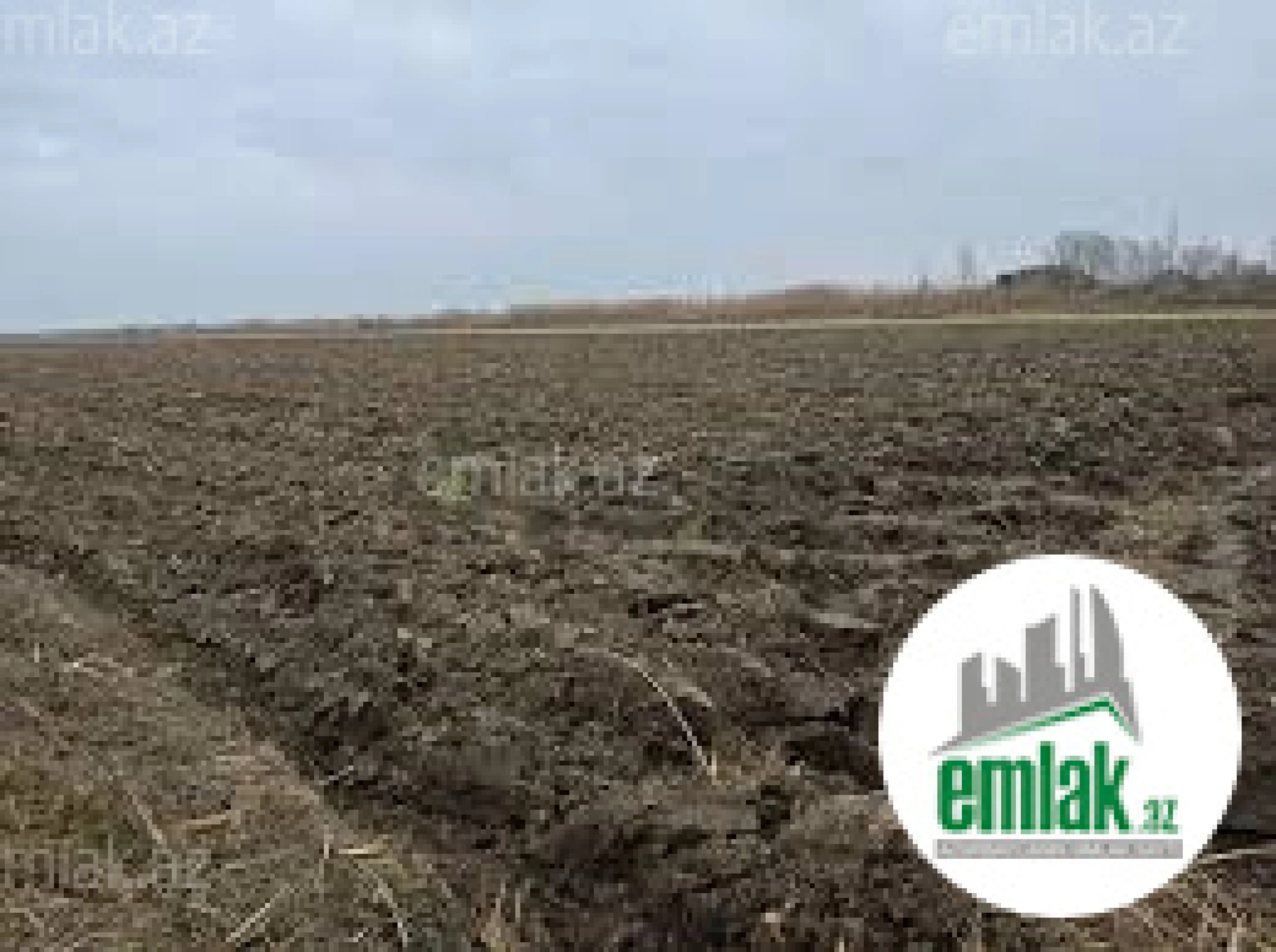 Satılır torpaq sahəsi 6 m²