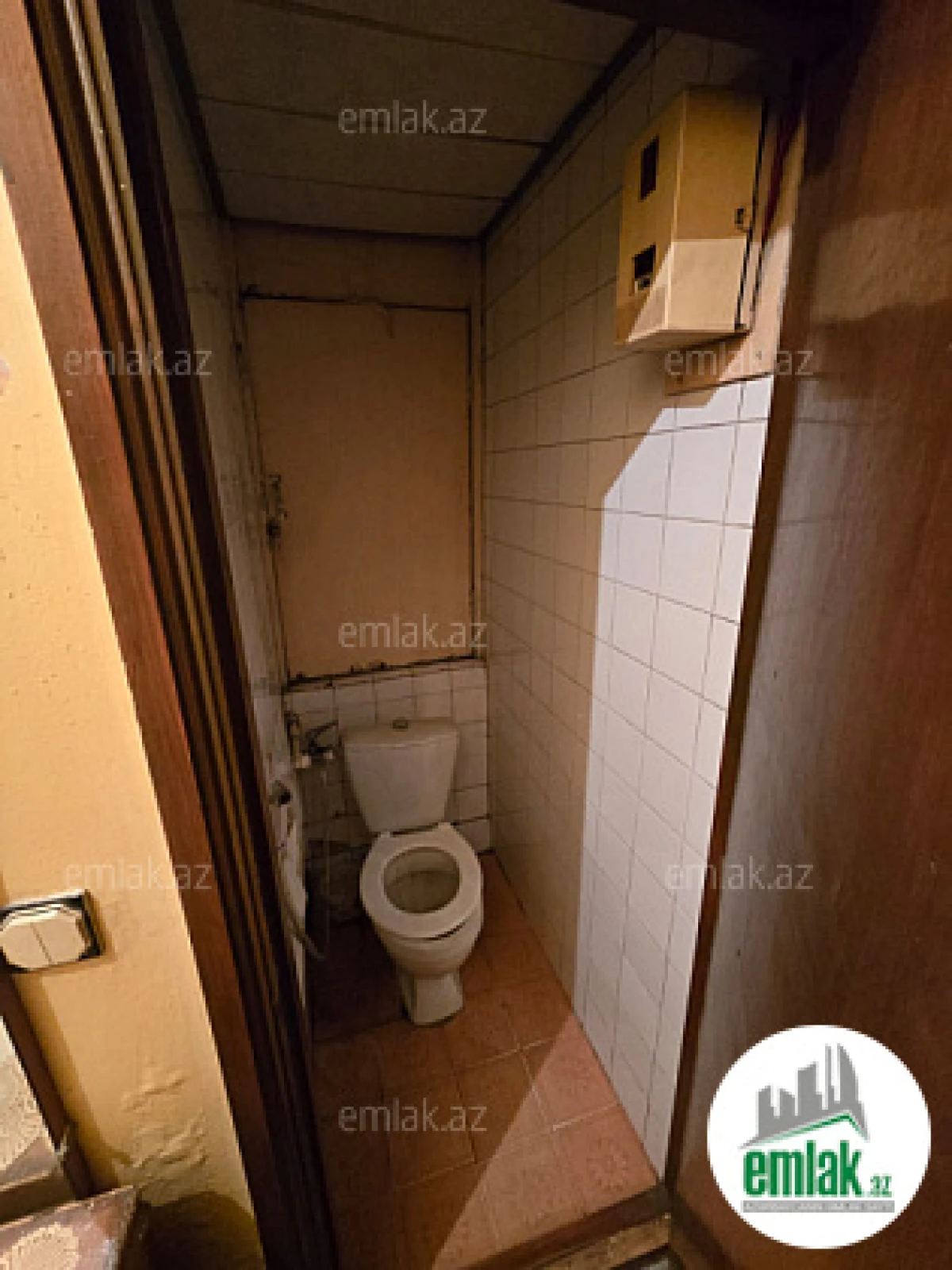 Satılır 2 otaqlı köhnə tikili 50 m²