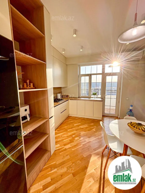 Satılır 2 otaqlı yeni tikili 100 m²