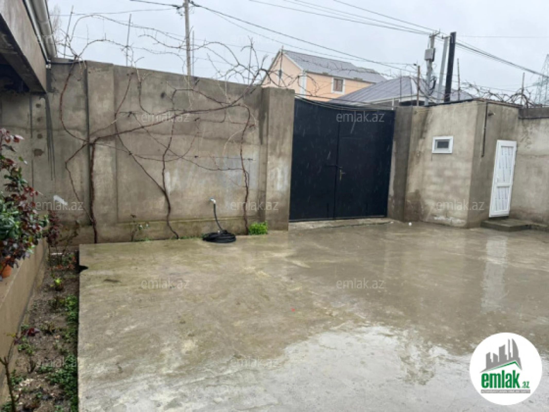 Satılır 4 otaqlı həyət evi 110 m²