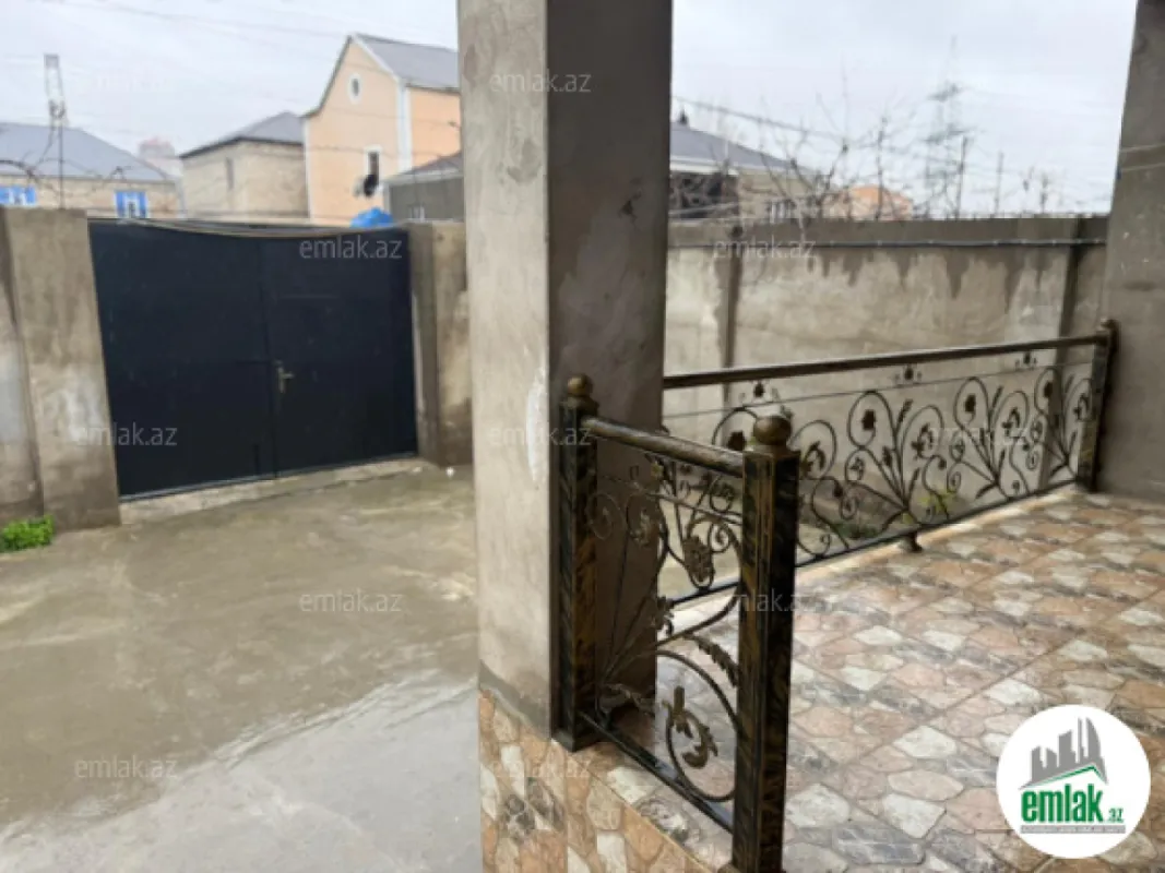 Satılır 4 otaqlı həyət evi 110 m²