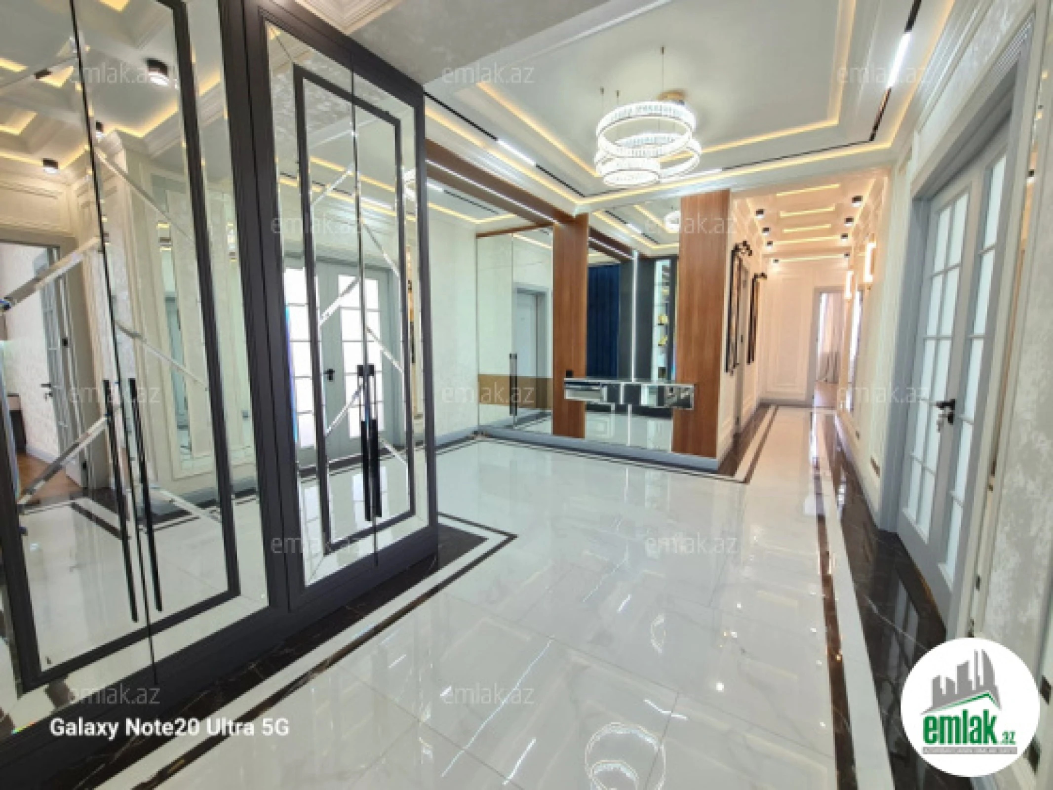 Satılır 4 otaqlı yeni tikili 186 m²