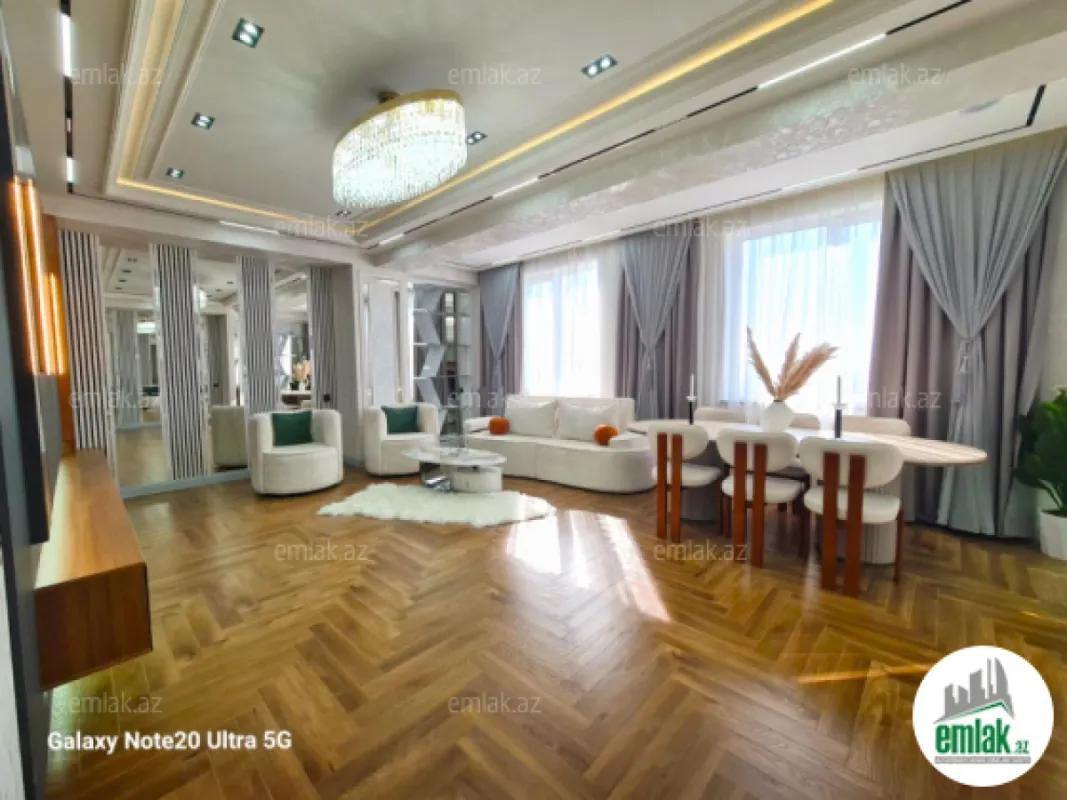 Satılır 4 otaqlı yeni tikili 186 m²