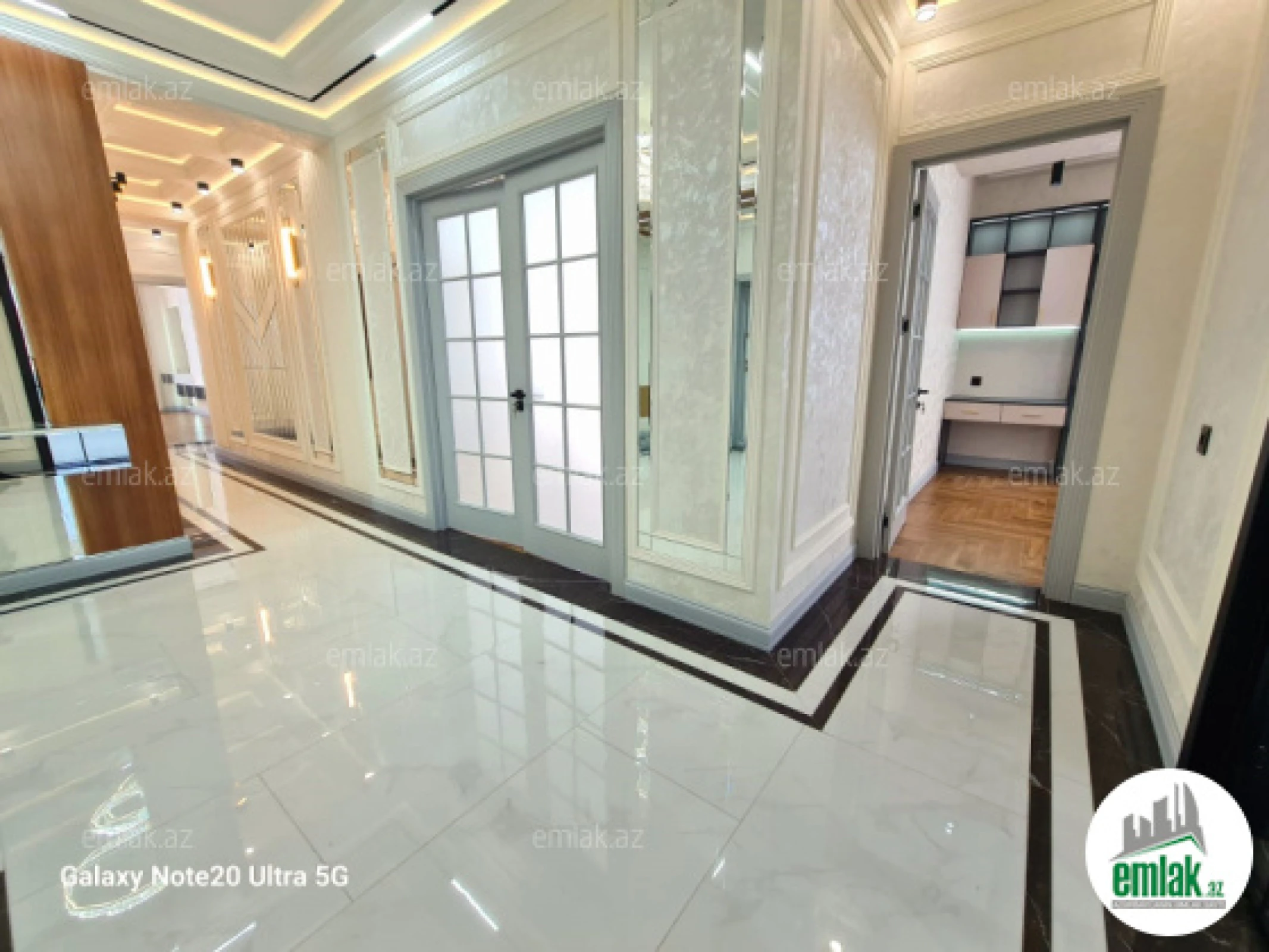 Satılır 4 otaqlı yeni tikili 186 m²