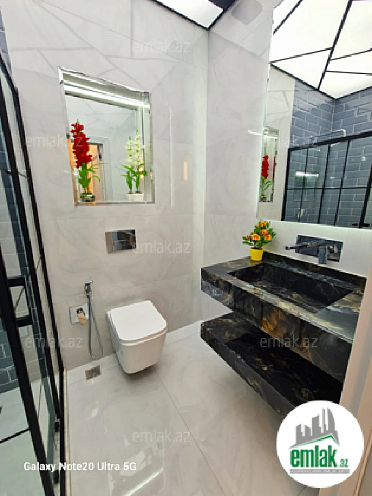 Satılır 4 otaqlı yeni tikili 186 m²