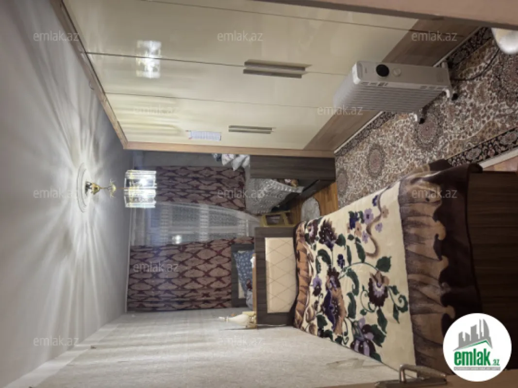 Satılır 3 otaqlı köhnə tikili 74 m²