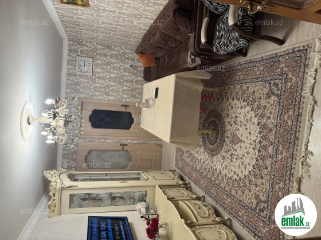 Satılır 3 otaqlı köhnə tikili 74 m²