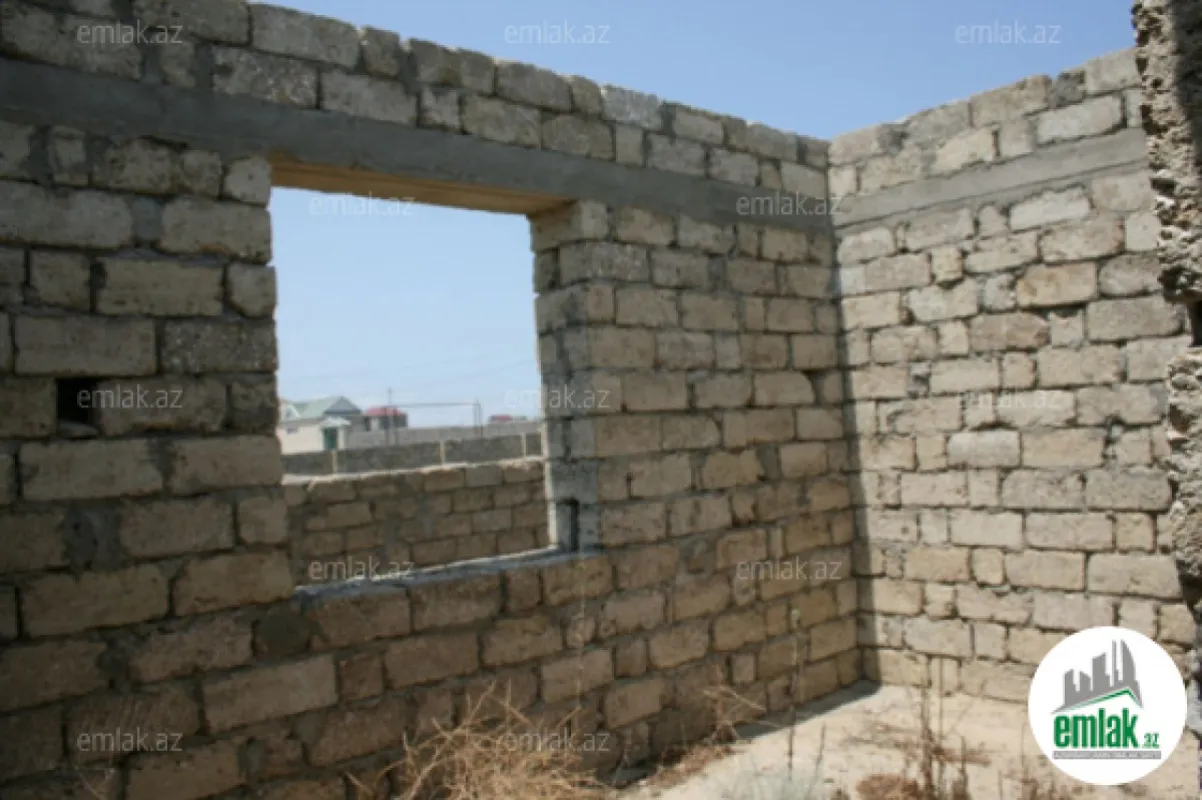 Satılır 4 otaqlı mənzil 132 m²