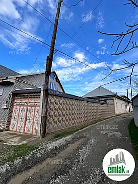 Satılır 4 otaqlı həyət evi 150 m²