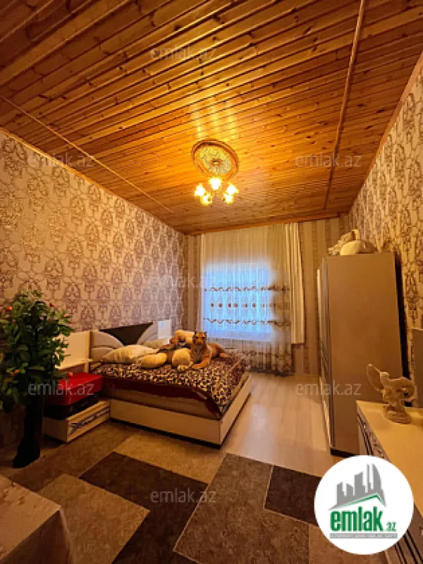 Satılır 4 otaqlı həyət evi 150 m²