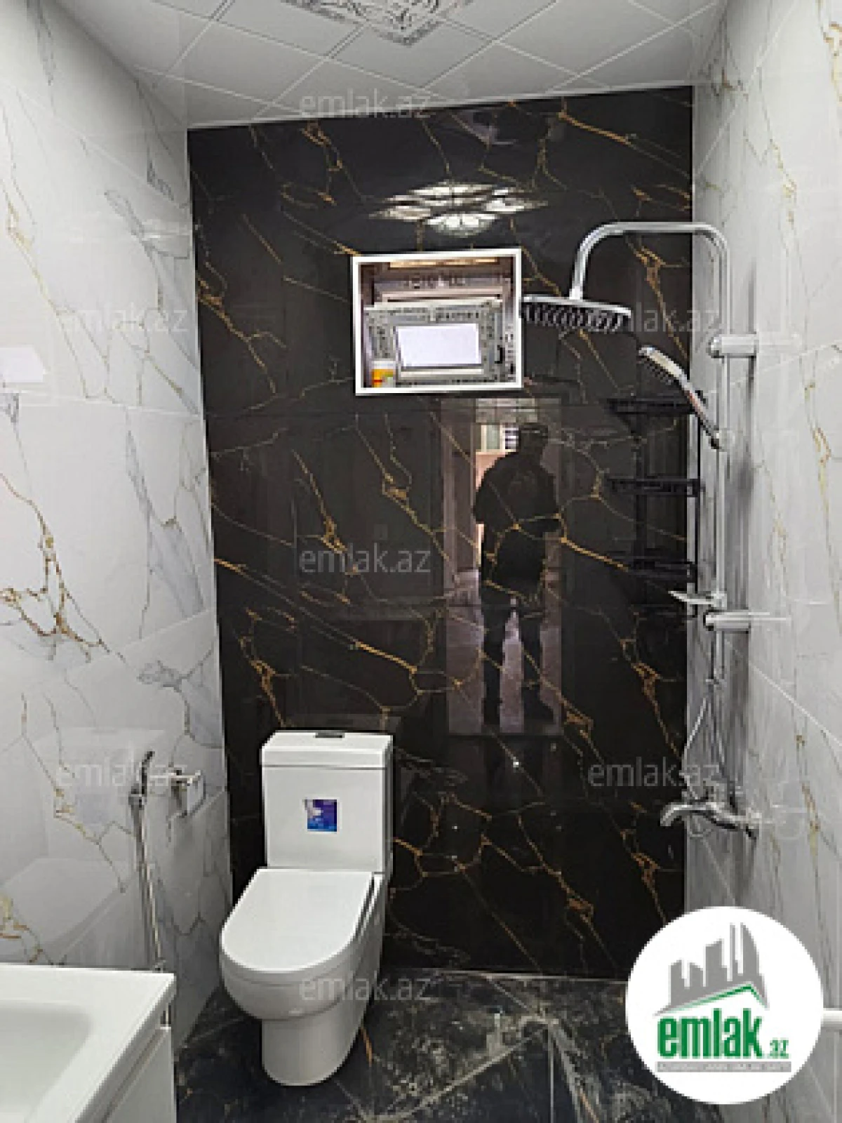 Satılır 4 otaqlı həyət evi 140 m²