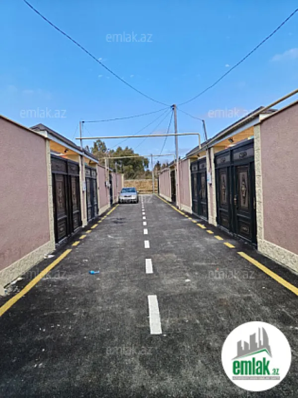 Satılır 4 otaqlı həyət evi 140 m²