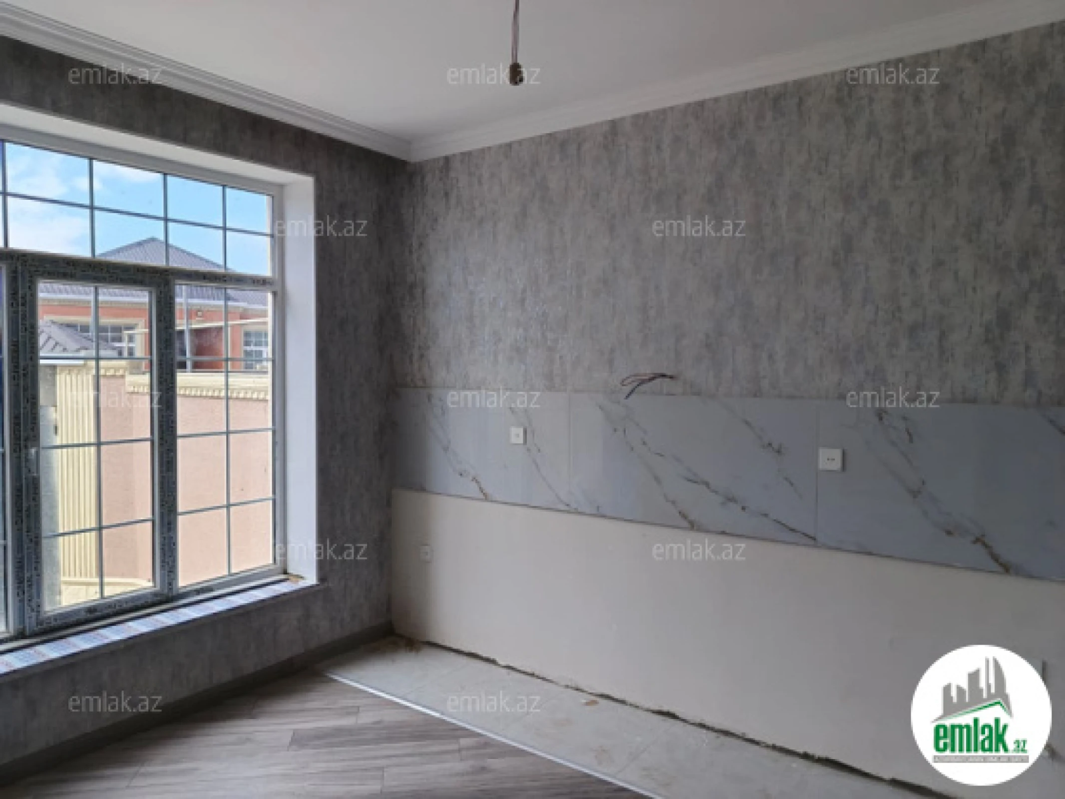 Satılır 4 otaqlı həyət evi 140 m²