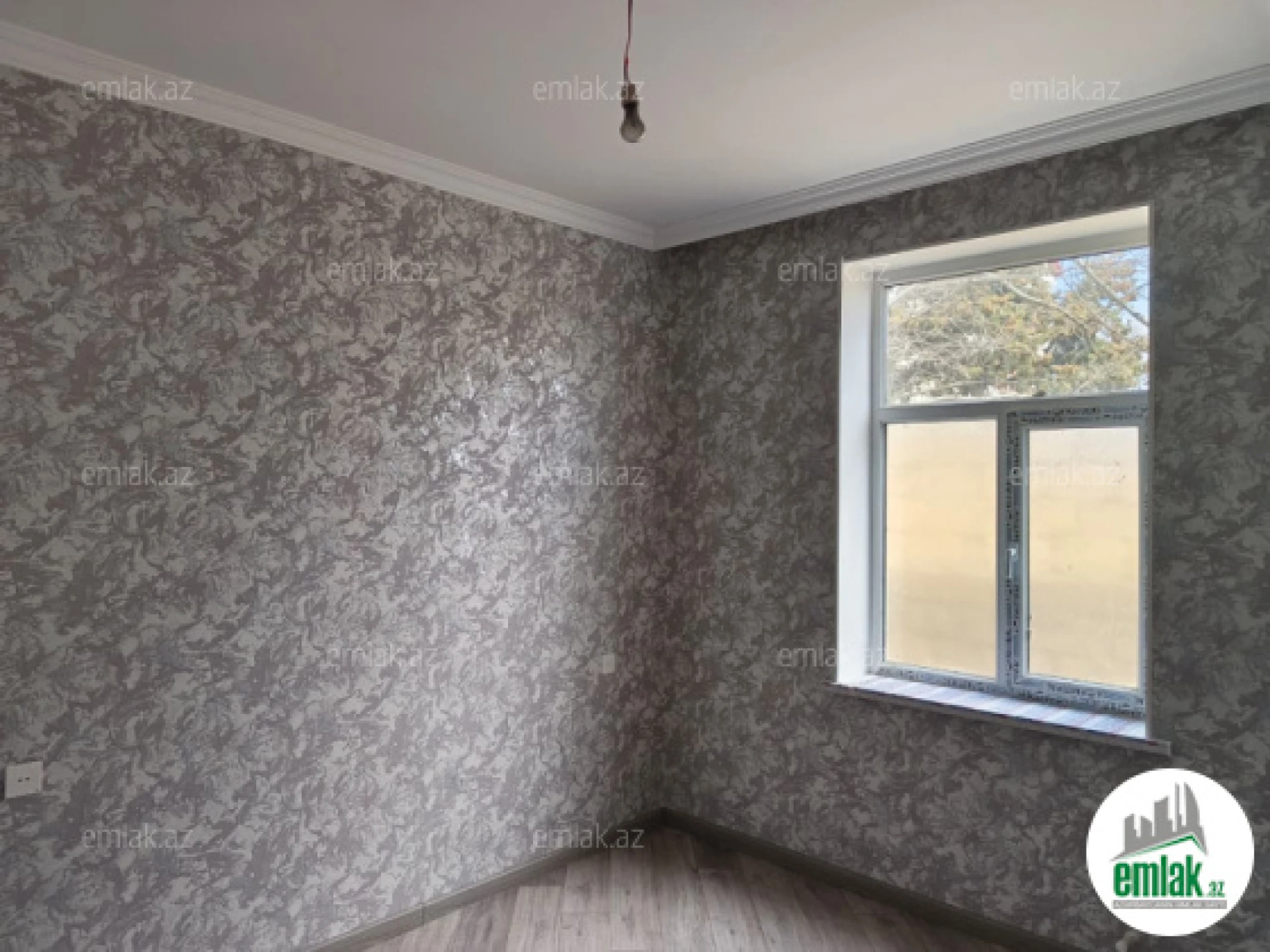 Satılır 4 otaqlı həyət evi 140 m²