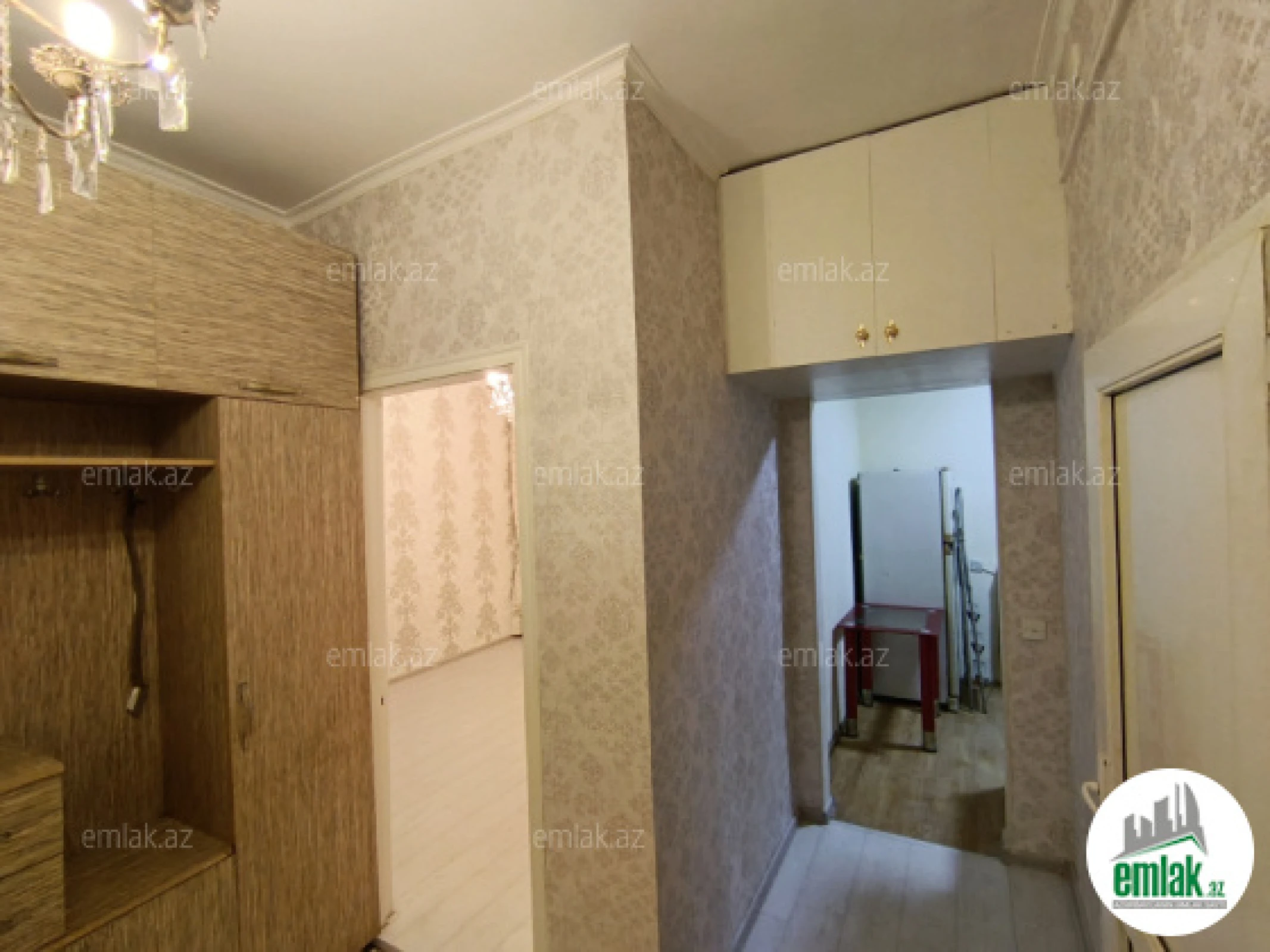 Satılır 2 otaqlı köhnə tikili 65 m²