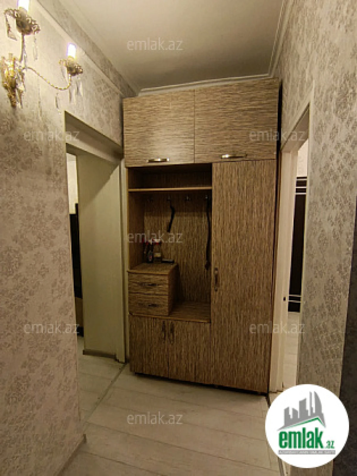 Satılır 2 otaqlı köhnə tikili 65 m²