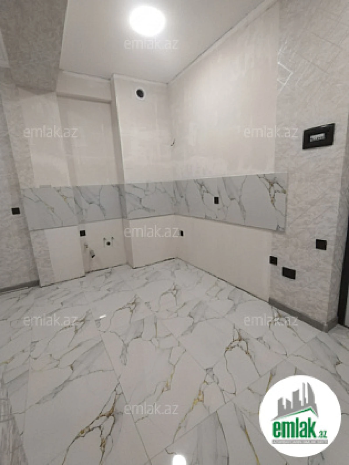 Satılır 2 otaqlı yeni tikili 53 m²