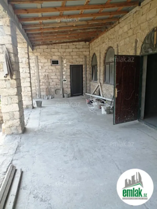 Satılır 5 otaqlı həyət evi 170 m²