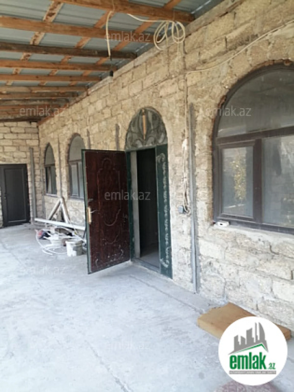 Satılır 5 otaqlı həyət evi 170 m²