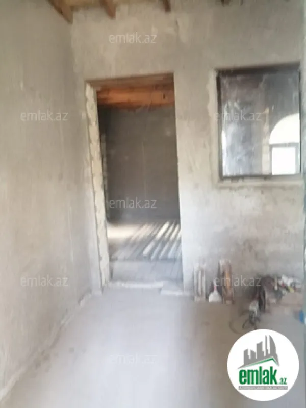 Satılır 5 otaqlı həyət evi 170 m²