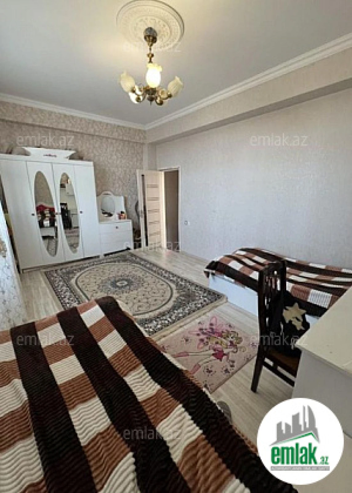Satılır 3 otaqlı yeni tikili 86 m²