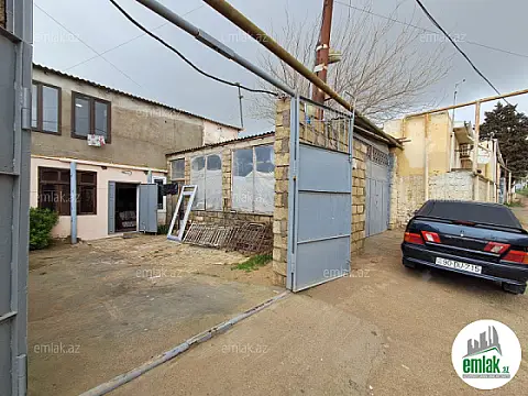 Satılır 8 otaqlı mənzil 1000 m²