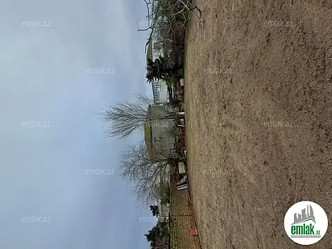 Satılır 8 otaqlı mənzil 1000 m²