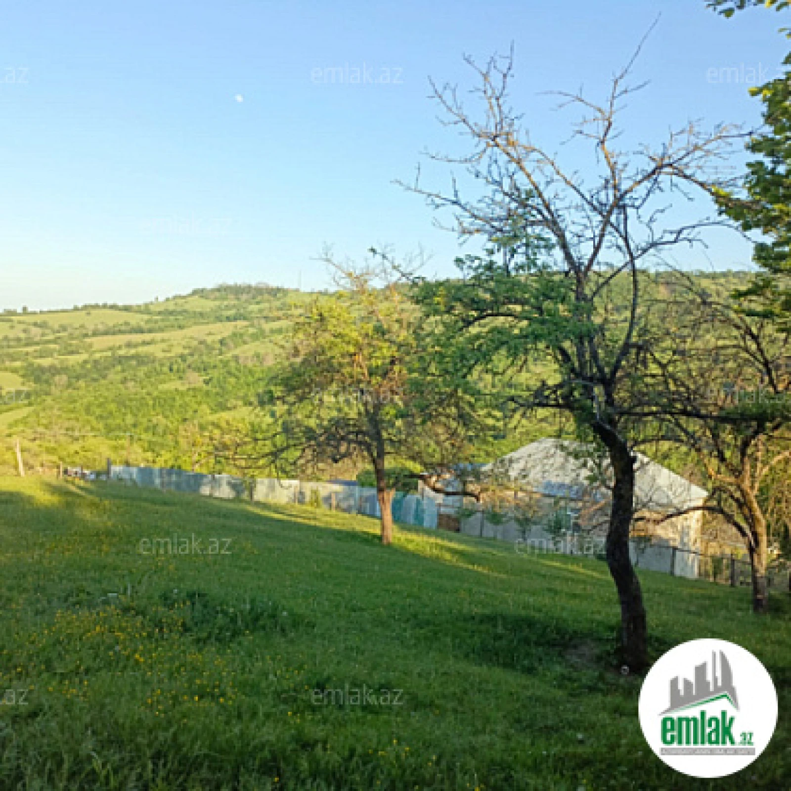 Satılır torpaq sahəsi 12 m²